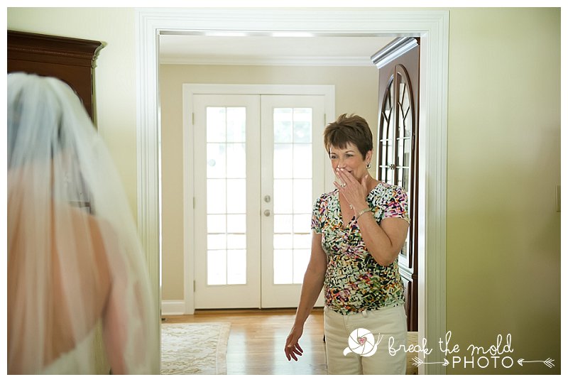 bride-getting-ready-moms-reaction-bridesmaids-robe-fun-break-the-mold-photo (4).jpg