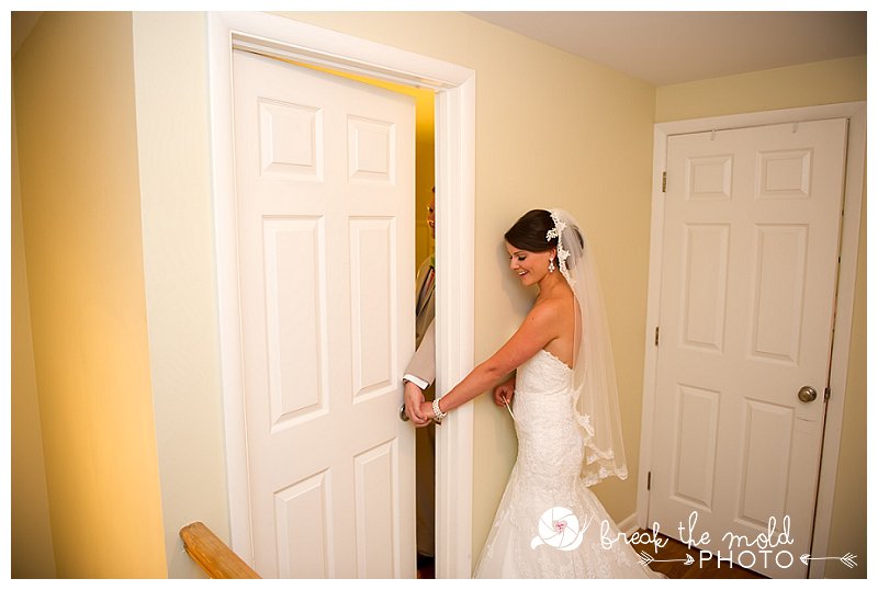 first-touch-alternate-look-bride-groom-break-the-mold-photo (1).jpg