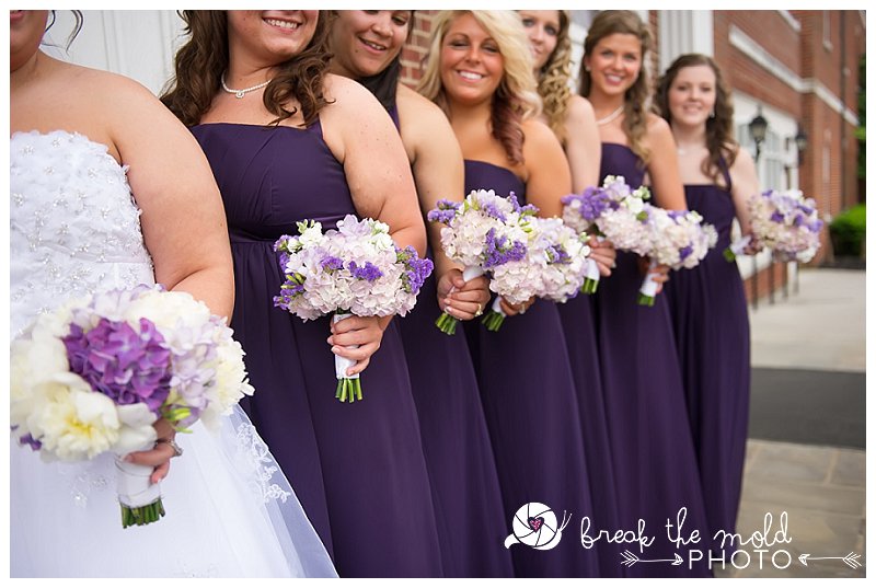knoxville-tn-indoor-purple-rainy-day-wedding-photos-break-the-mold-photos-unique-fun-trendy_0193.jpg