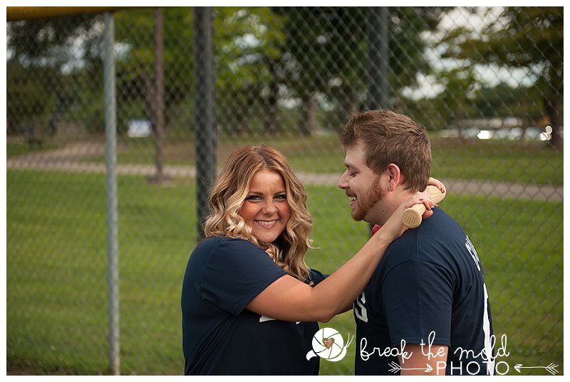 knoxville-tn-engagement-session-baseball-field-vintage-couple-birdcage-veil-sweet-romantic-session_0249.jpg