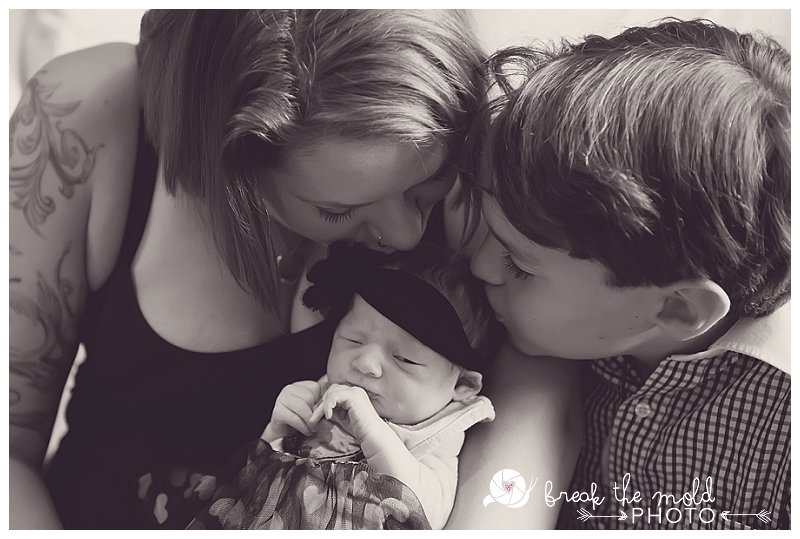 knoxville-tn-maternity-fresh-24-hospital-newborn-photographer-story-life-love-photos_0272.jpg