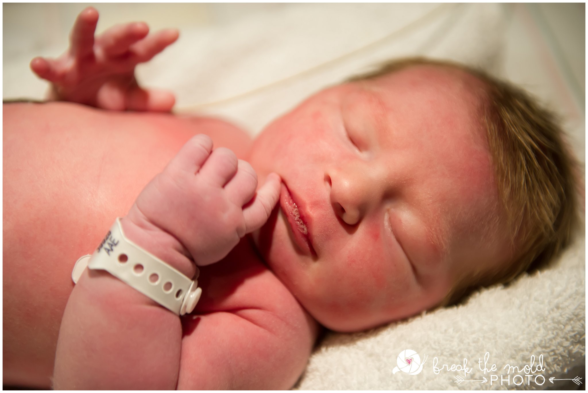 fresh-24-newborn-in-hospital-break-the-mold-photo-baby-girl-sweet-in-room-photos (8).jpg