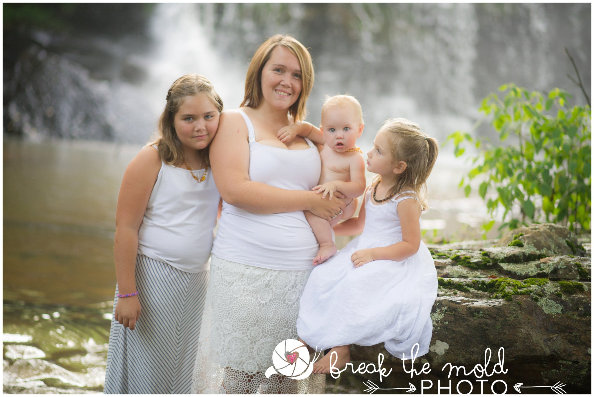 break-the-mold-photo-nursing-mothers-waterfall-women-celebrate-beauty_5411.jpg