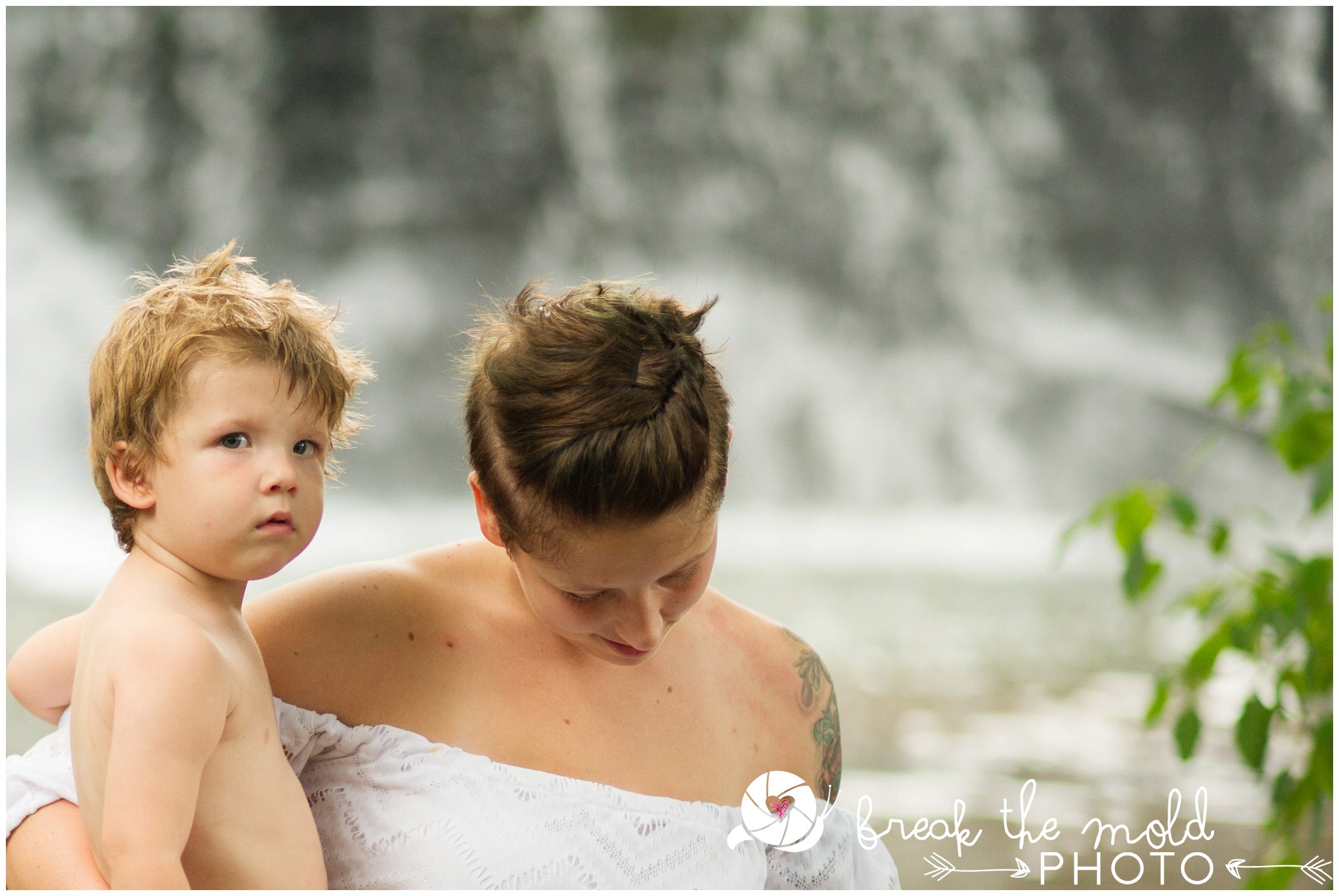 break-the-mold-photo-nursing-mothers-waterfall-women-celebrate-beauty_5453.jpg