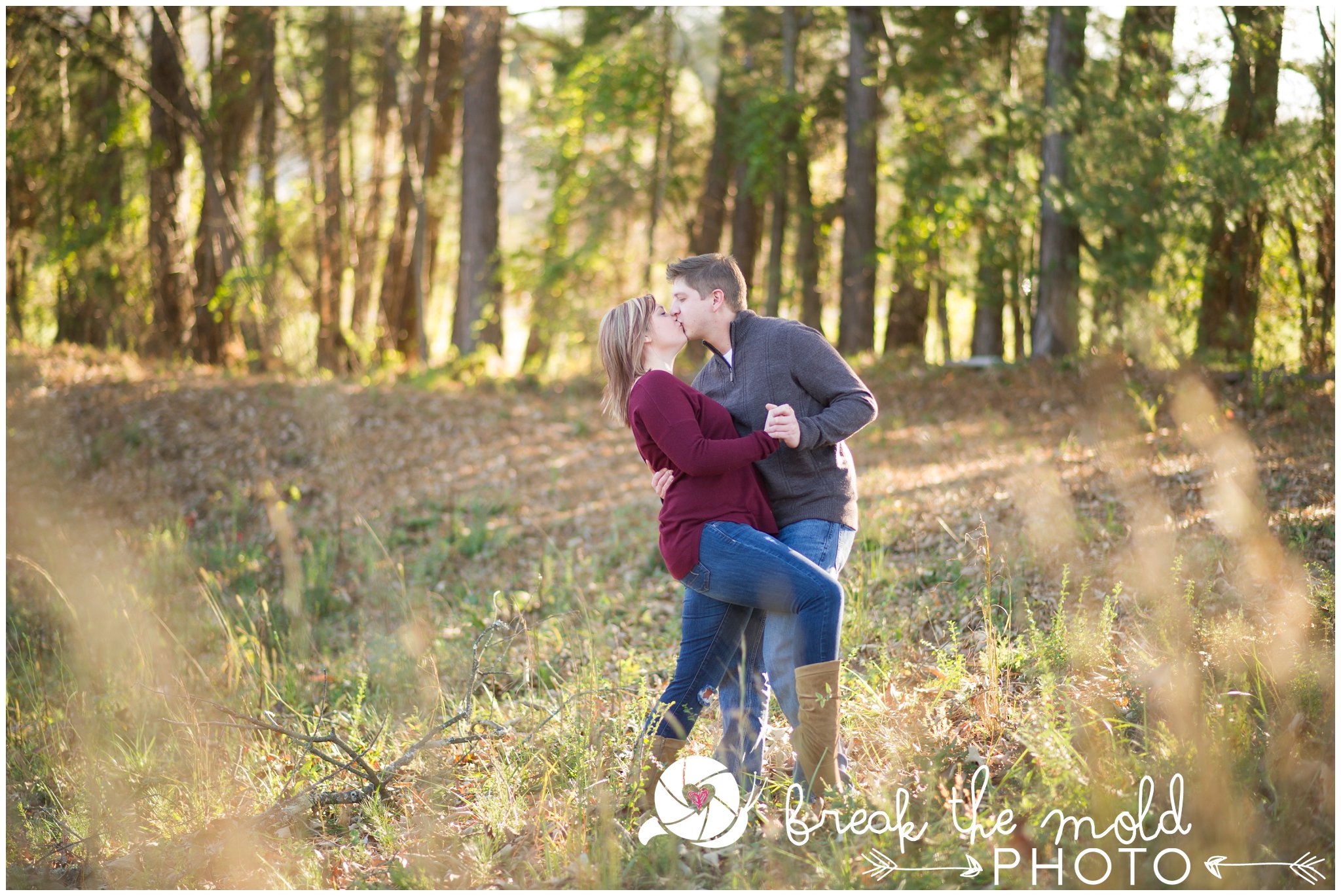 break-the-mold-photo-field-country-engagement-winter-shoot_6636.jpg