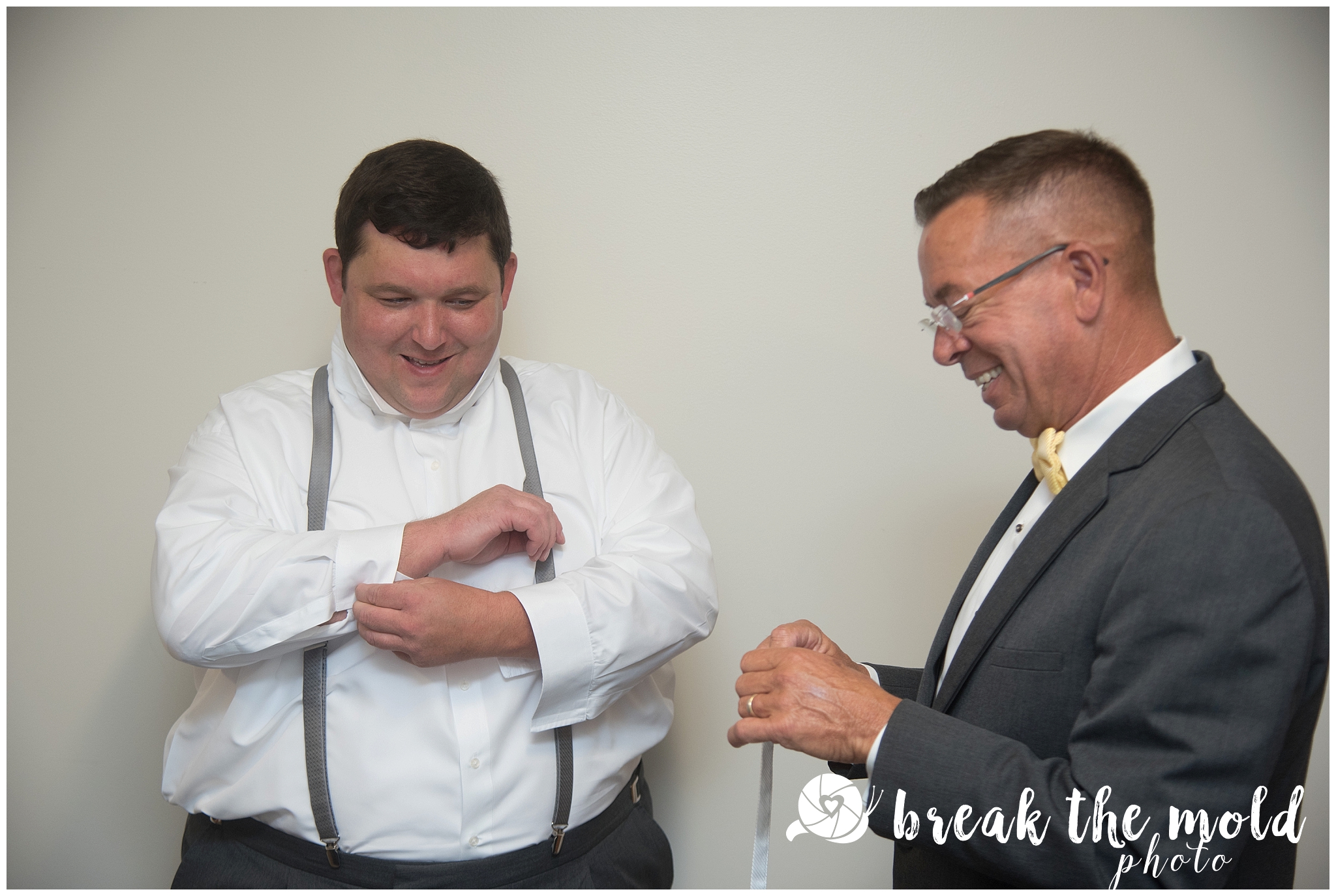 wedding-knoxville-sacred-heart-cathedral-photographer-break-the-mold-photo-feature-affordable_0766.jpg