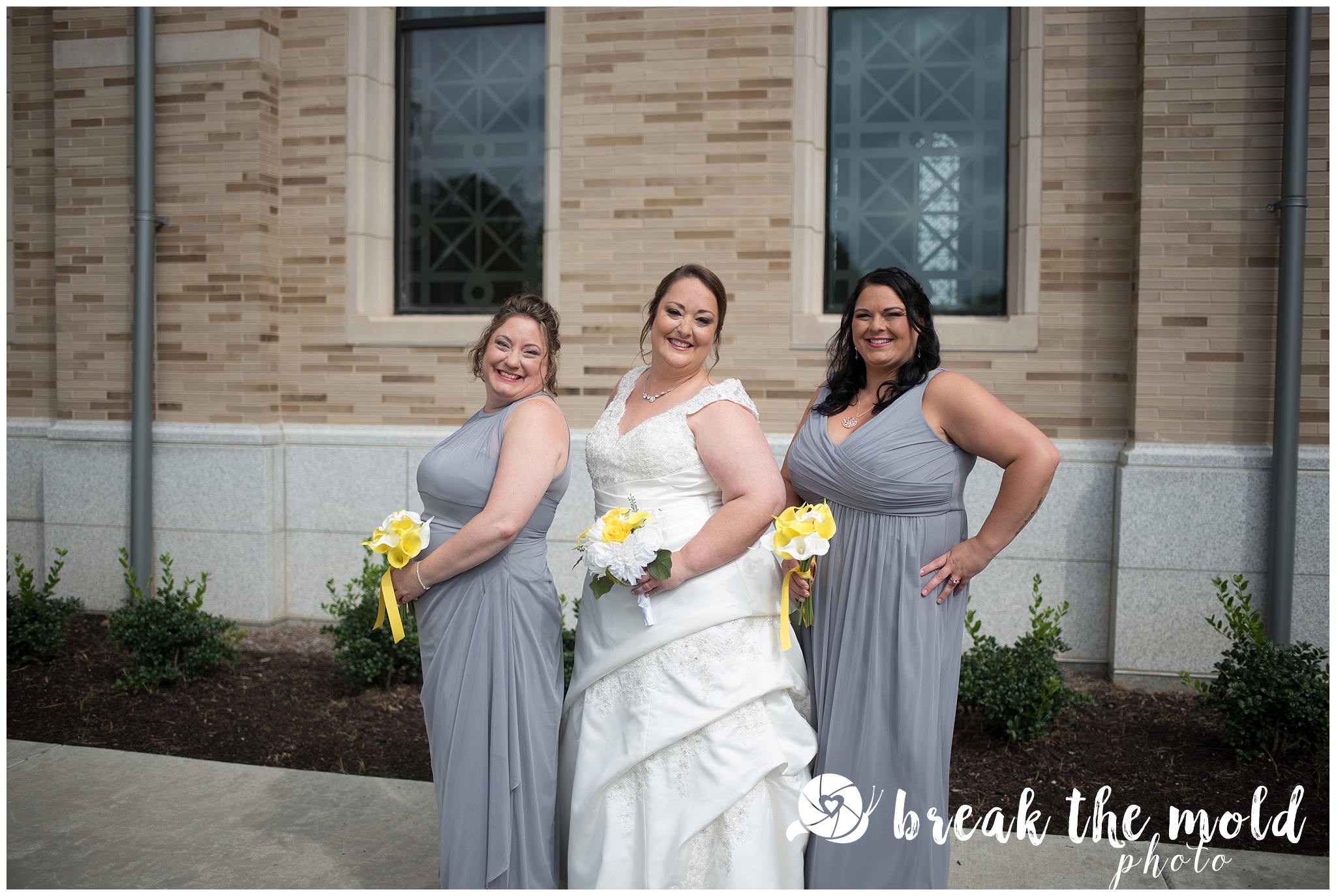wedding-knoxville-sacred-heart-cathedral-photographer-break-the-mold-photo-feature-affordable_0772.jpg