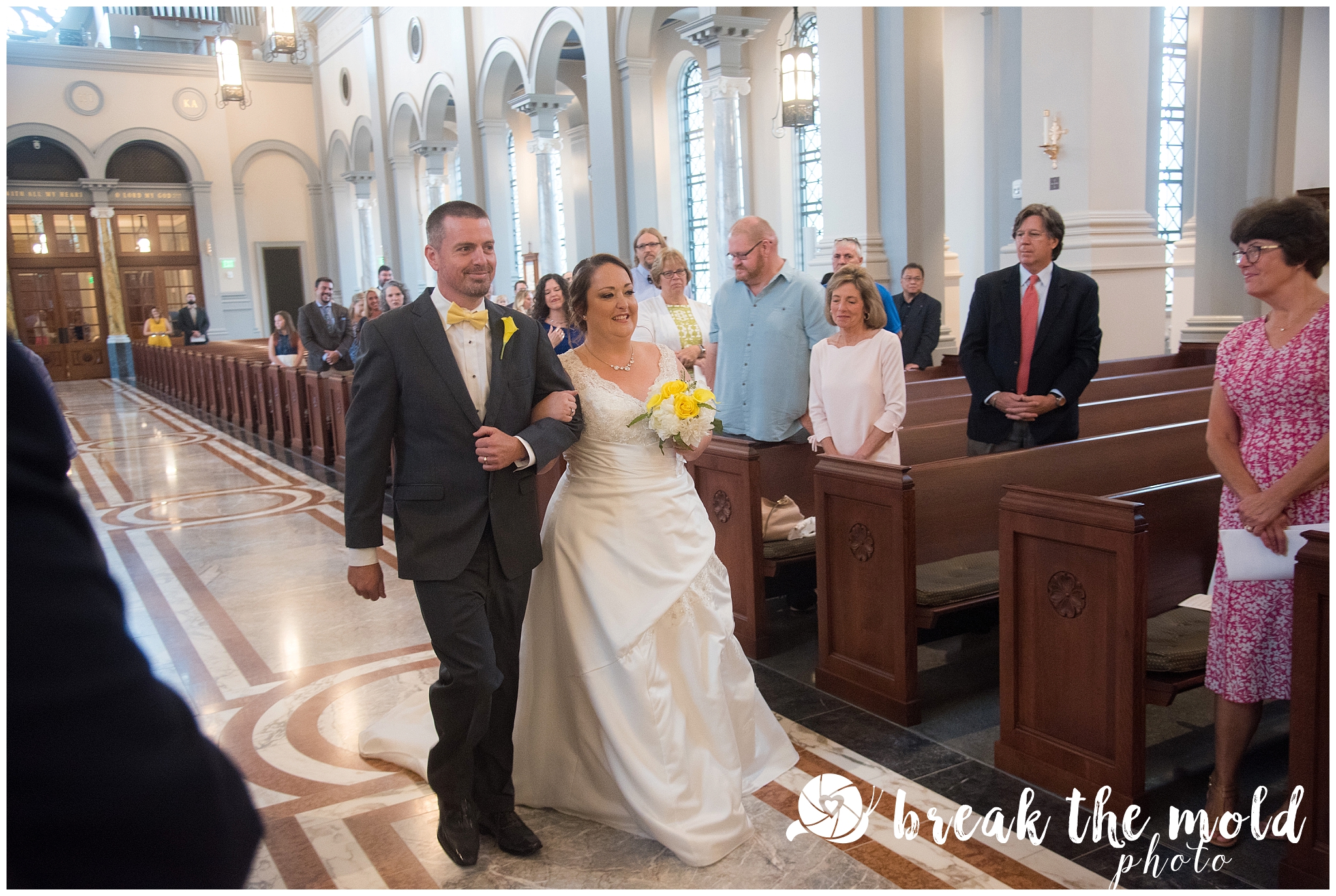 wedding-knoxville-sacred-heart-cathedral-photographer-break-the-mold-photo-feature-affordable_0785.jpg