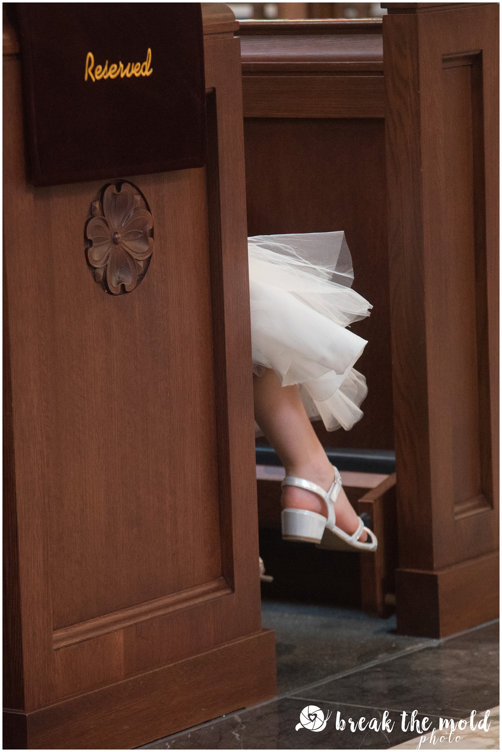 wedding-knoxville-sacred-heart-cathedral-photographer-break-the-mold-photo-feature-affordable_0789.jpg