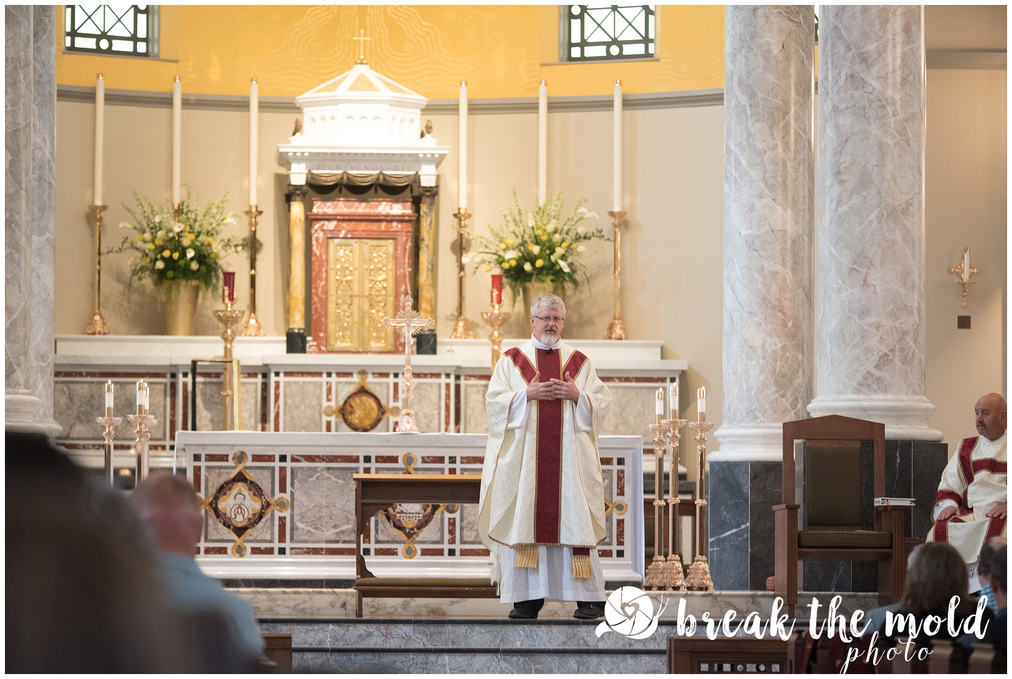 wedding-knoxville-sacred-heart-cathedral-photographer-break-the-mold-photo-feature-affordable_0793.jpg