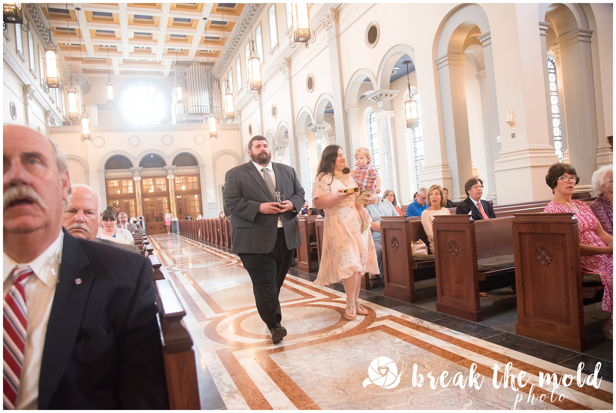 wedding-knoxville-sacred-heart-cathedral-photographer-break-the-mold-photo-feature-affordable_0795.jpg