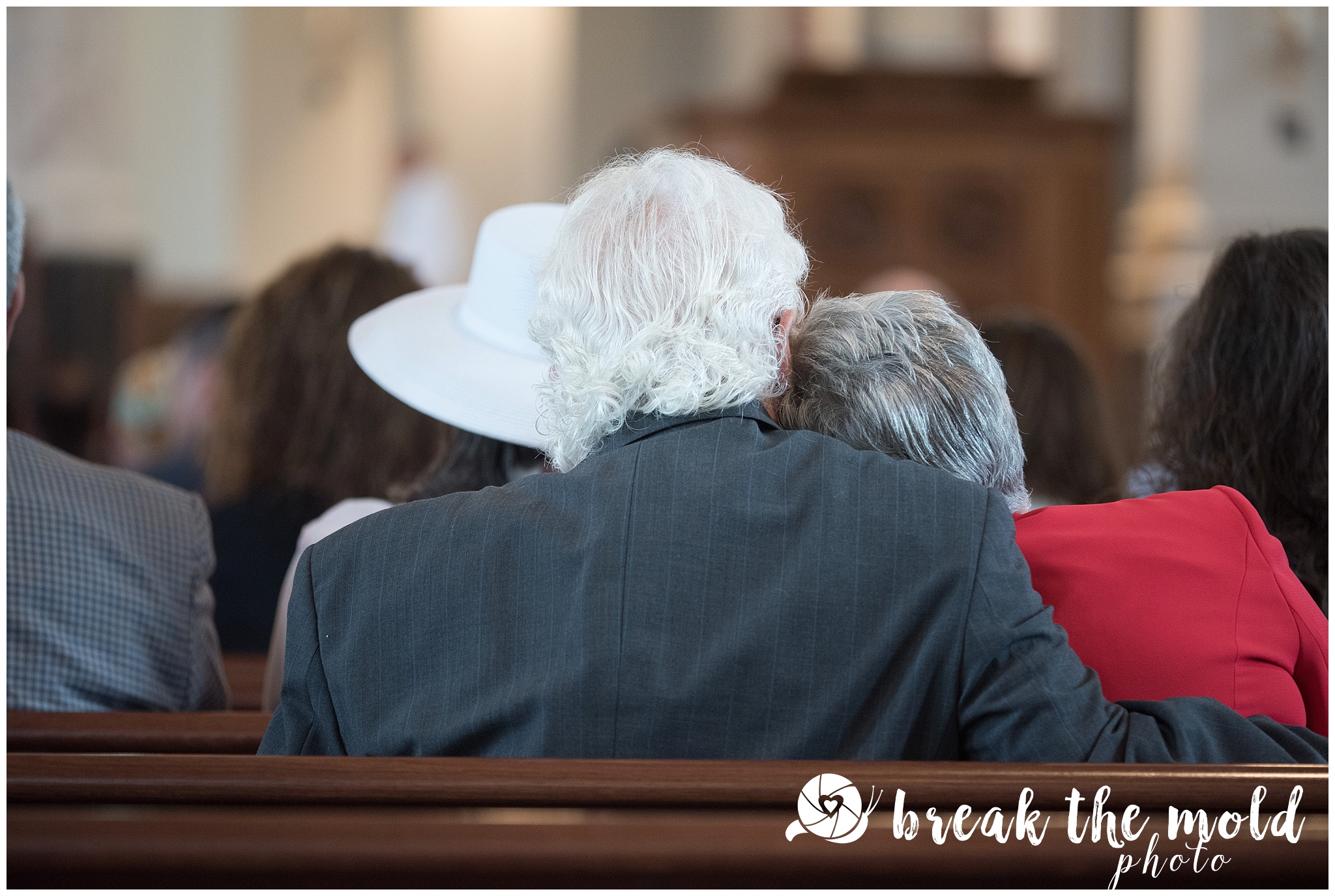wedding-knoxville-sacred-heart-cathedral-photographer-break-the-mold-photo-feature-affordable_0800.jpg