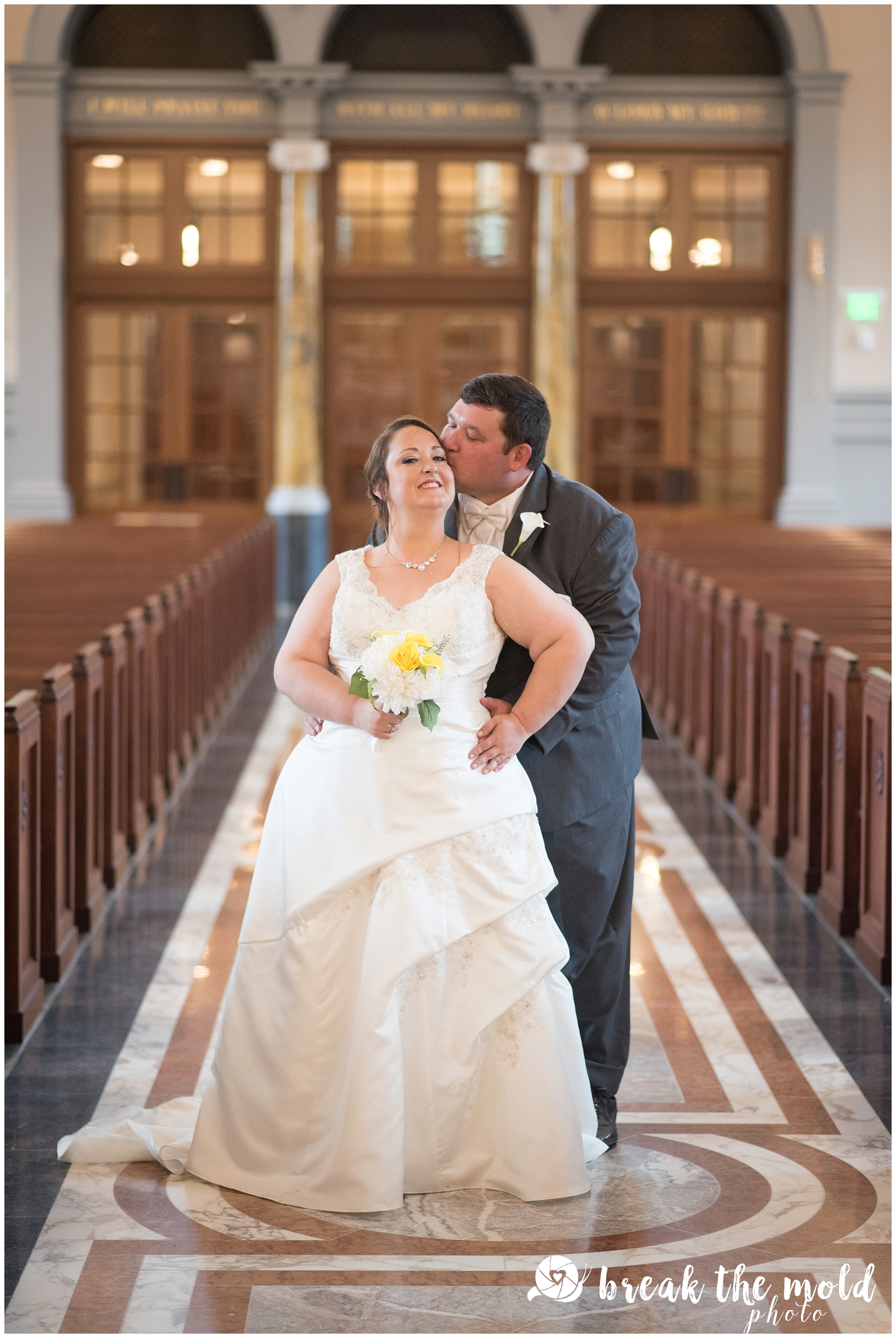 wedding-knoxville-sacred-heart-cathedral-photographer-break-the-mold-photo-feature-affordable_0819.jpg
