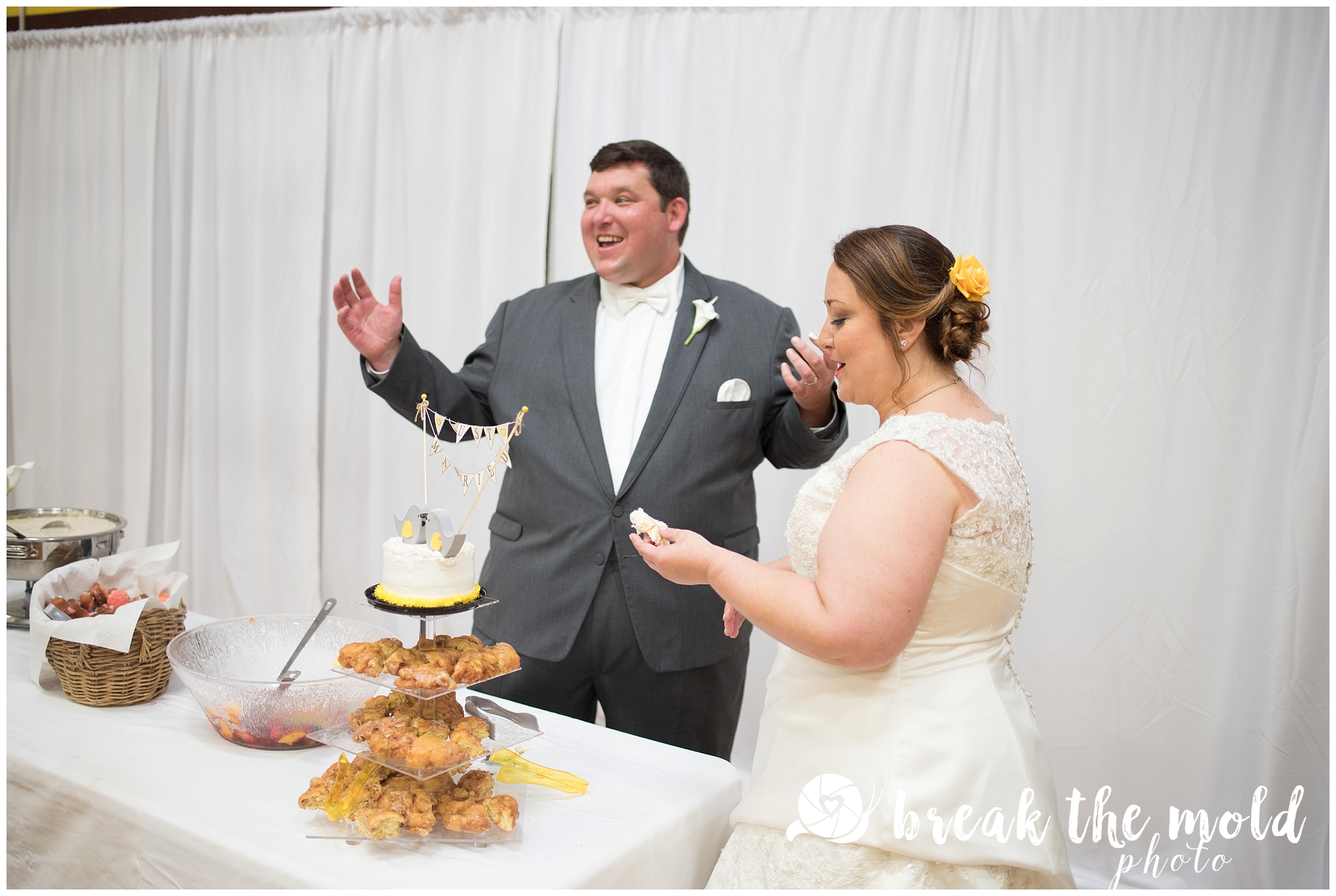 wedding-knoxville-sacred-heart-cathedral-photographer-break-the-mold-photo-feature-affordable_0822.jpg