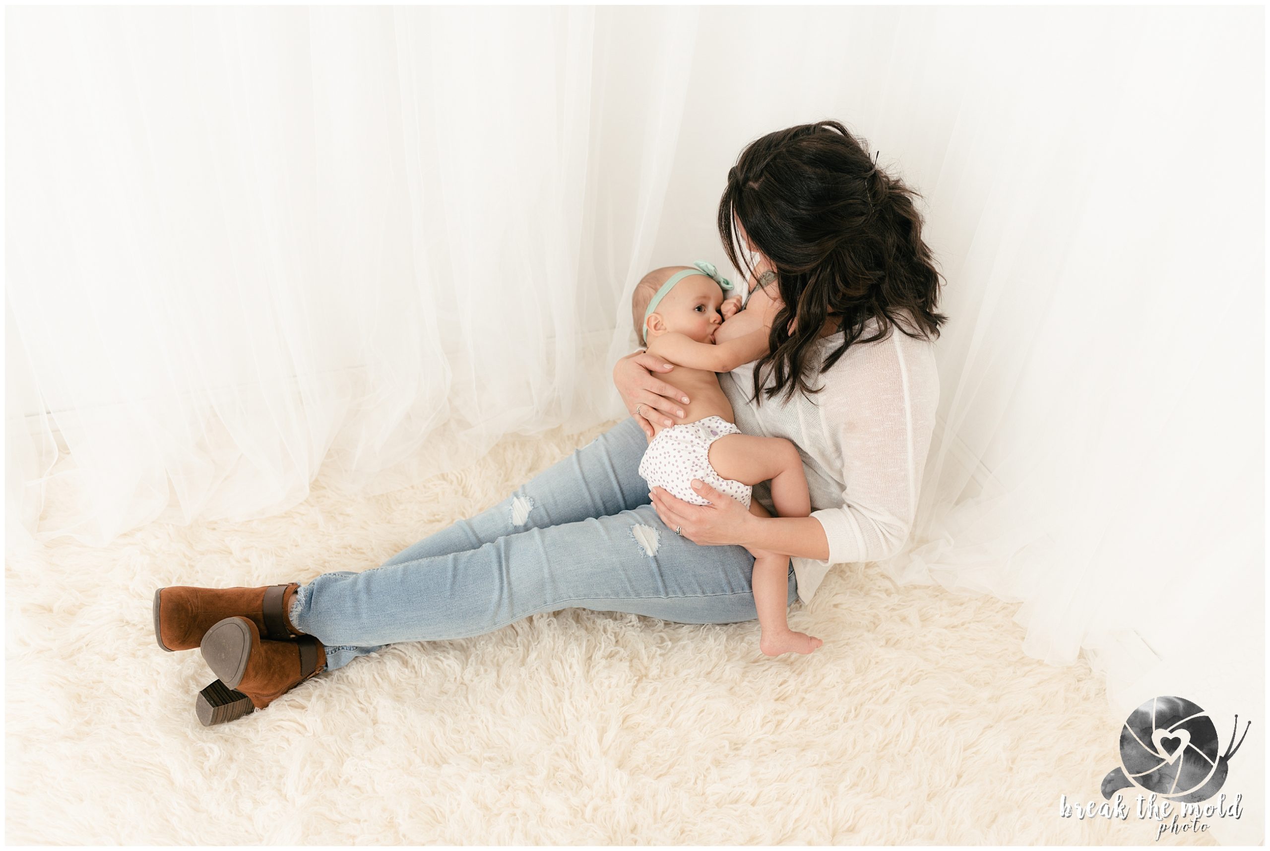 break-the-mold-photo-studio-knoxville-breastfeeding-photographer-mommy-baby-child-breastfed-portraits_0043.jpg