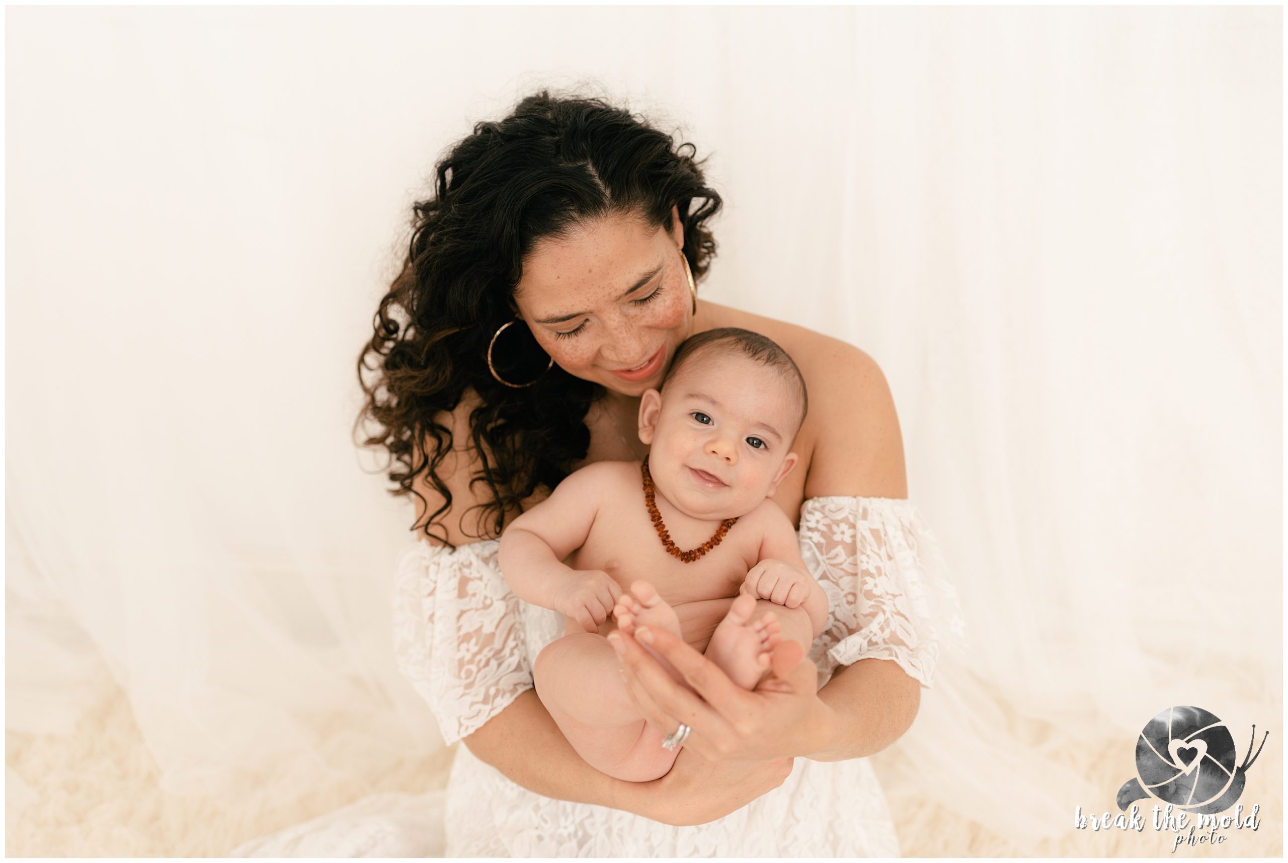 break-the-mold-photo-studio-knoxville-breastfeeding-photographer-mommy-baby-child-breastfed-portraits_0051.jpg